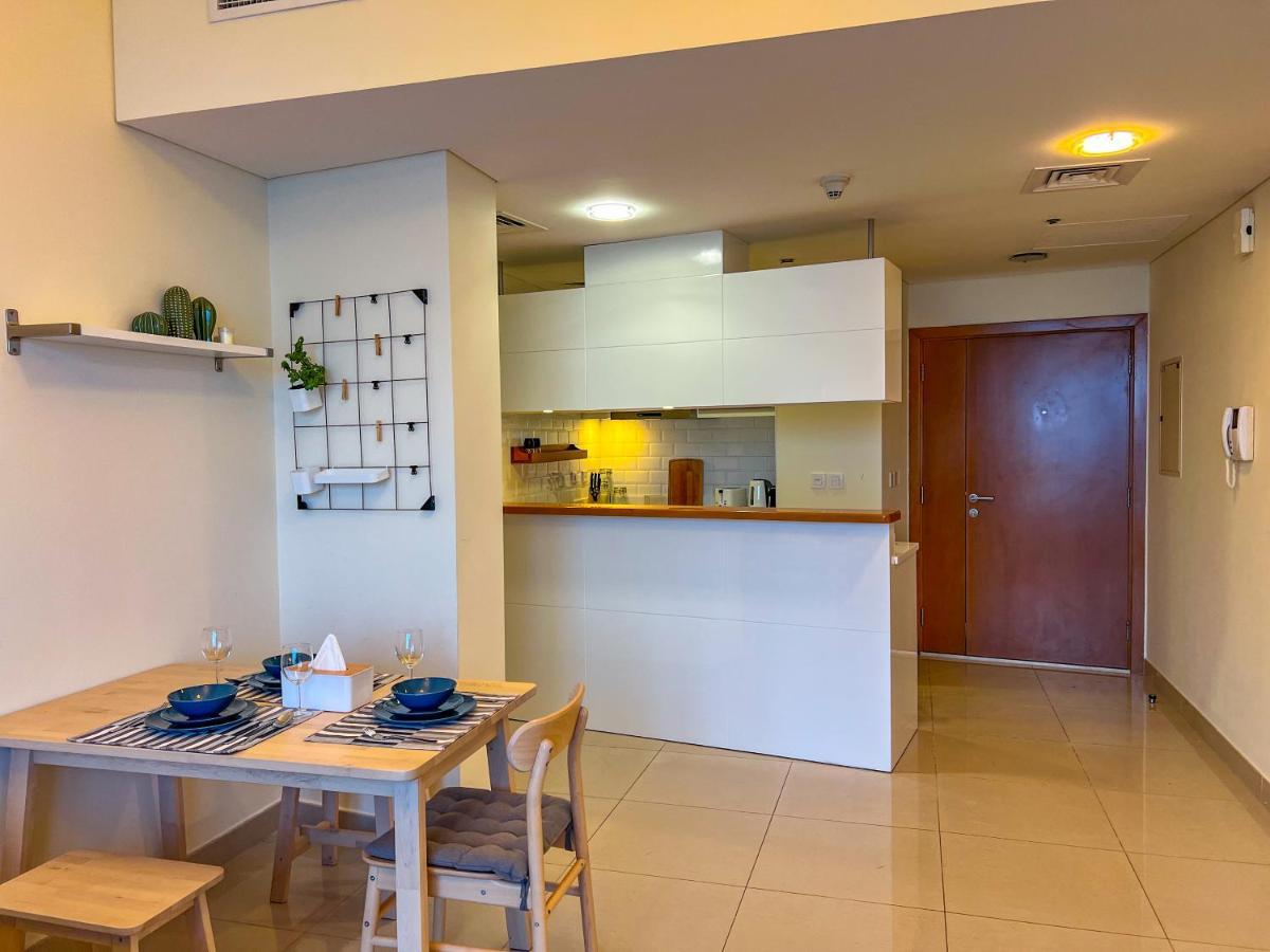 Exquisite, Luxe 1Bd Apartment, Unparalleled Sea Views, Prime Dubai Marina Location & Full Kitchen By "La Buena Vida Holiday Homes エクステリア 写真