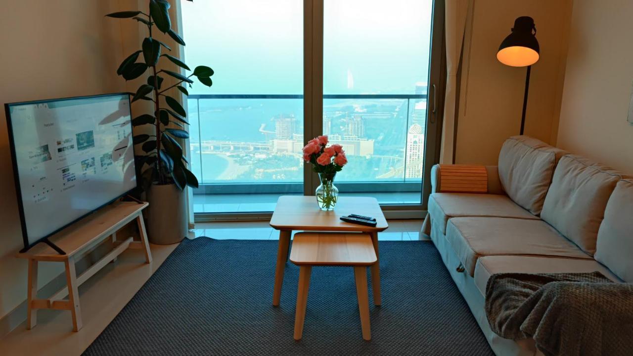 Exquisite, Luxe 1Bd Apartment, Unparalleled Sea Views, Prime Dubai Marina Location & Full Kitchen By "La Buena Vida Holiday Homes エクステリア 写真