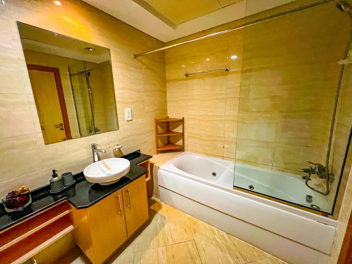 Exquisite, Luxe 1Bd Apartment, Unparalleled Sea Views, Prime Dubai Marina Location & Full Kitchen By "La Buena Vida Holiday Homes エクステリア 写真