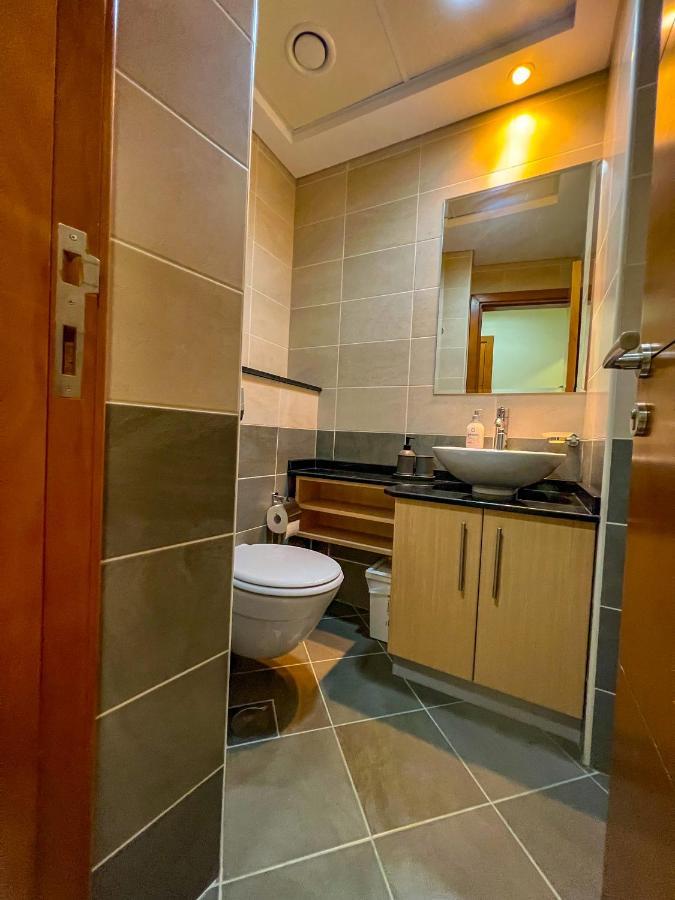 Exquisite, Luxe 1Bd Apartment, Unparalleled Sea Views, Prime Dubai Marina Location & Full Kitchen By "La Buena Vida Holiday Homes エクステリア 写真