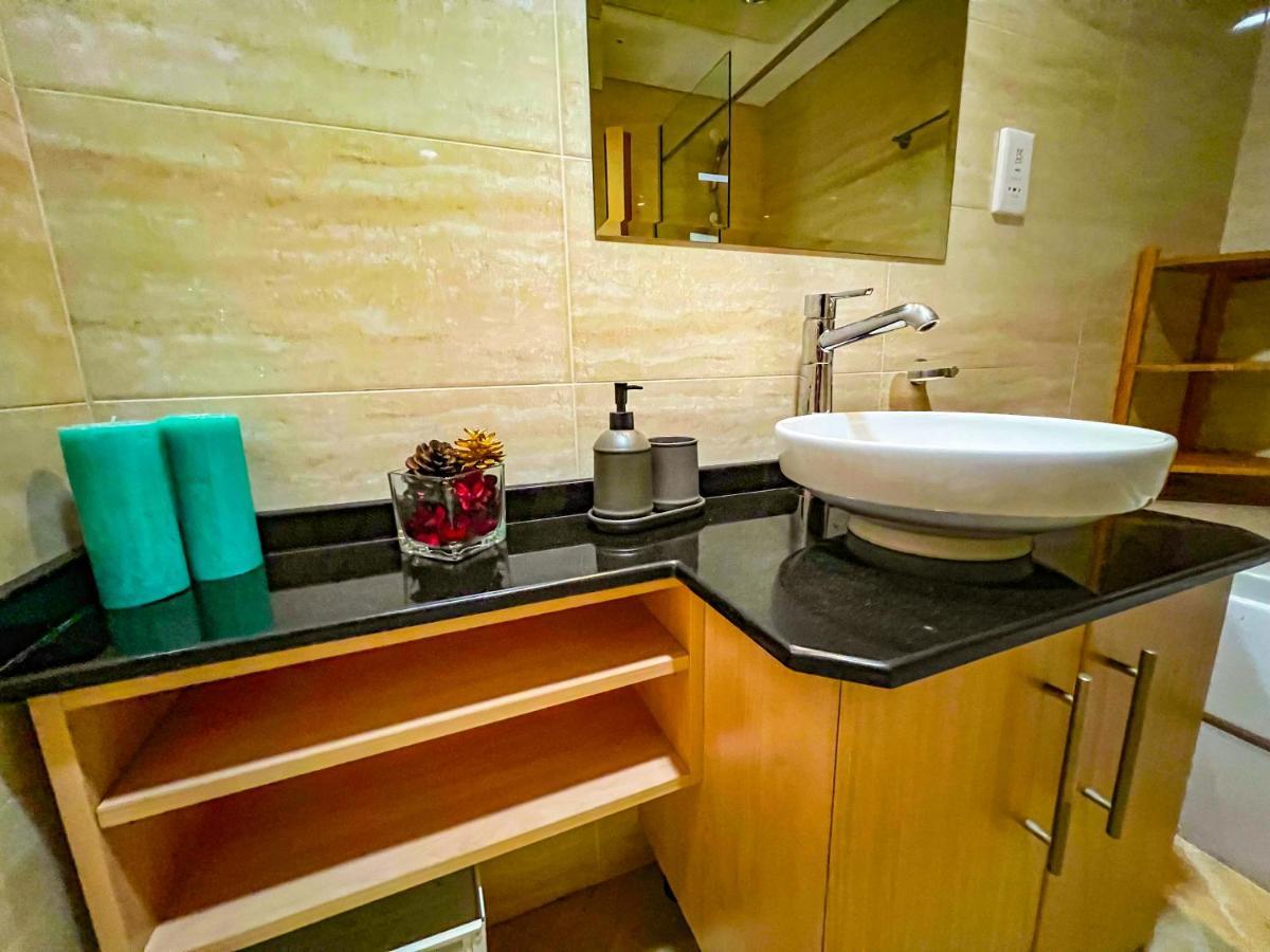 Exquisite, Luxe 1Bd Apartment, Unparalleled Sea Views, Prime Dubai Marina Location & Full Kitchen By "La Buena Vida Holiday Homes エクステリア 写真